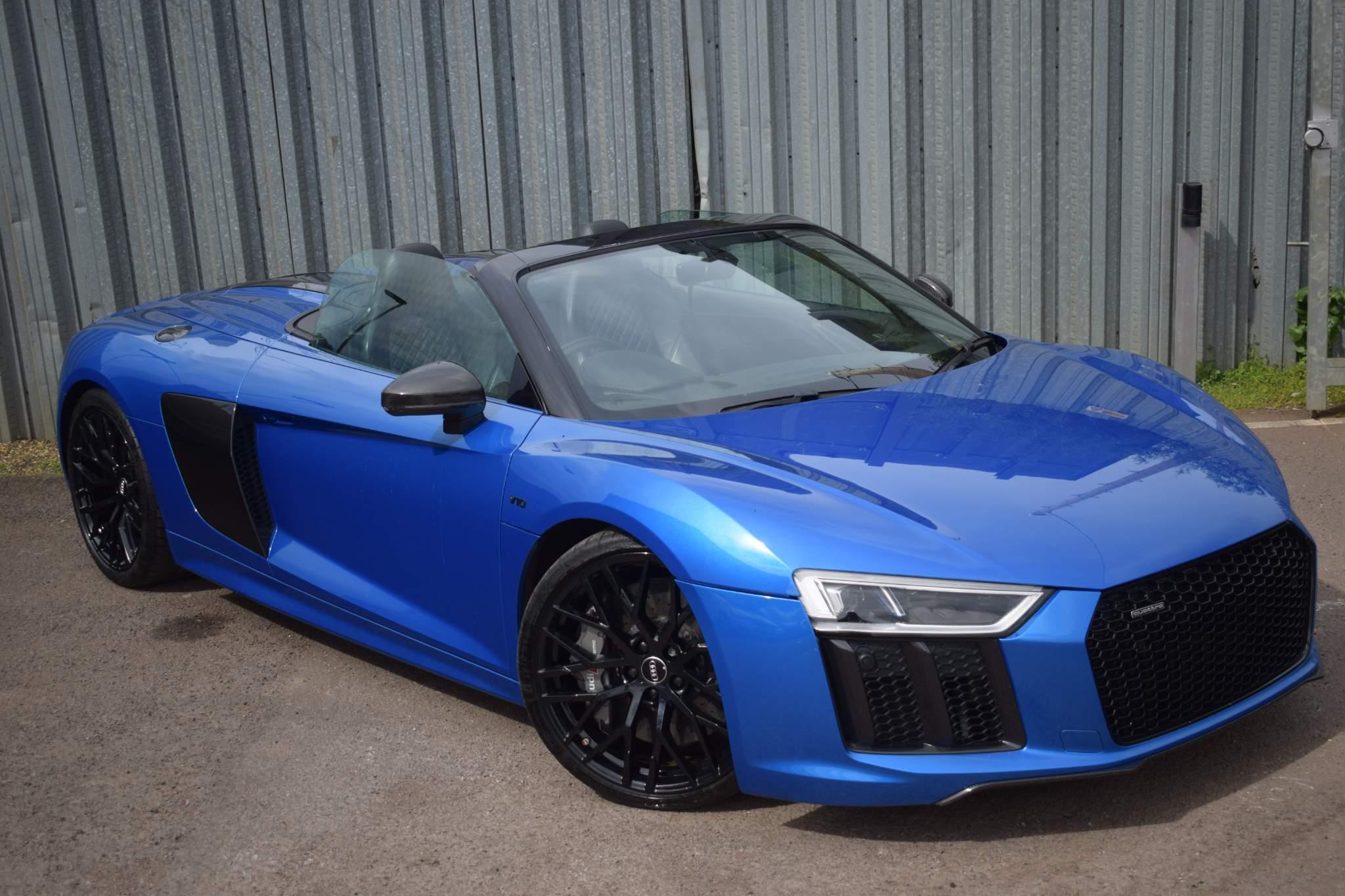 Audi R8